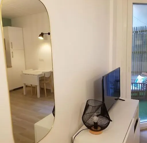 2 Pieces Cosy Neuf Patio Proche - Niza